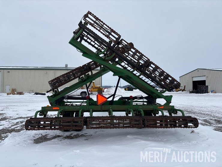 2010-unverferth-1225-image-4