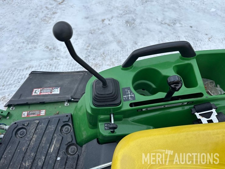 2021-john-deere-1023e-image-29