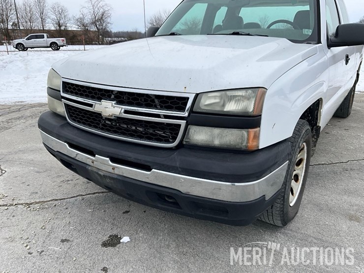 2006-chevrolet-silverado-1500-image-8