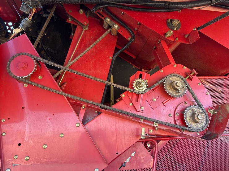 2009-case-ih-2577-image-97