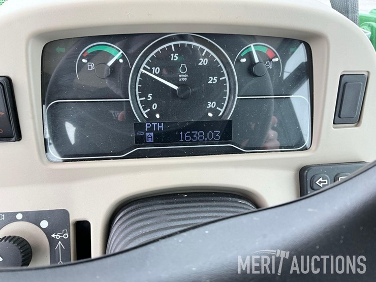 2024-john-deere-4044r-image-22