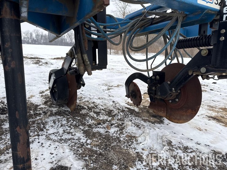 2010-dmi-3200-image-11