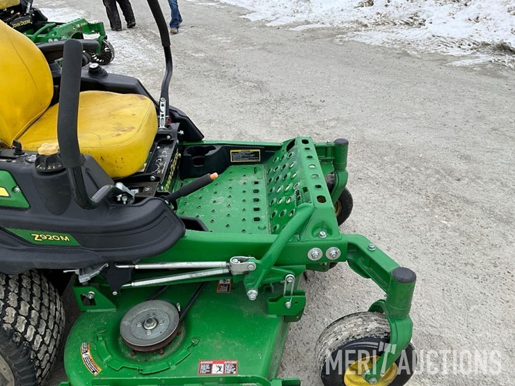 2022-john-deere-z920m-image-24