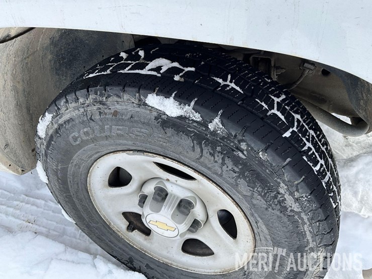 2004-chevrolet-1500-image-24