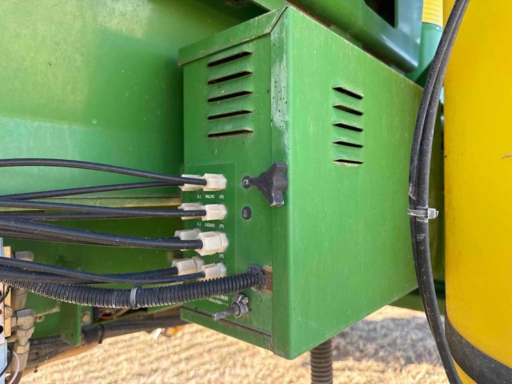 2000-john-deere-4700-image-47