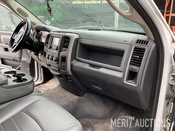 2016-dodge-5500-box-truck-image-49