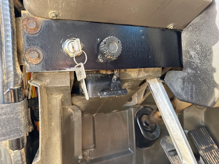 1999-international-60-image-16