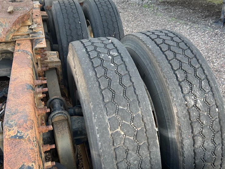 1999-volvo-vnl64t770-image-65