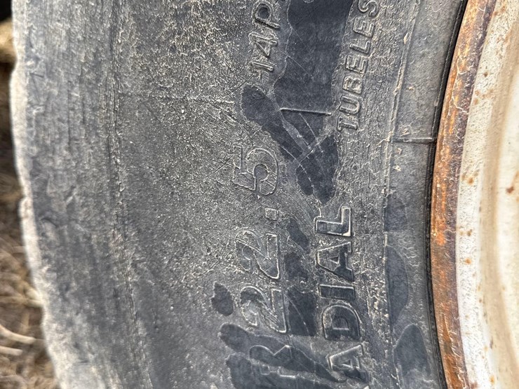 1986-white-140-image-61