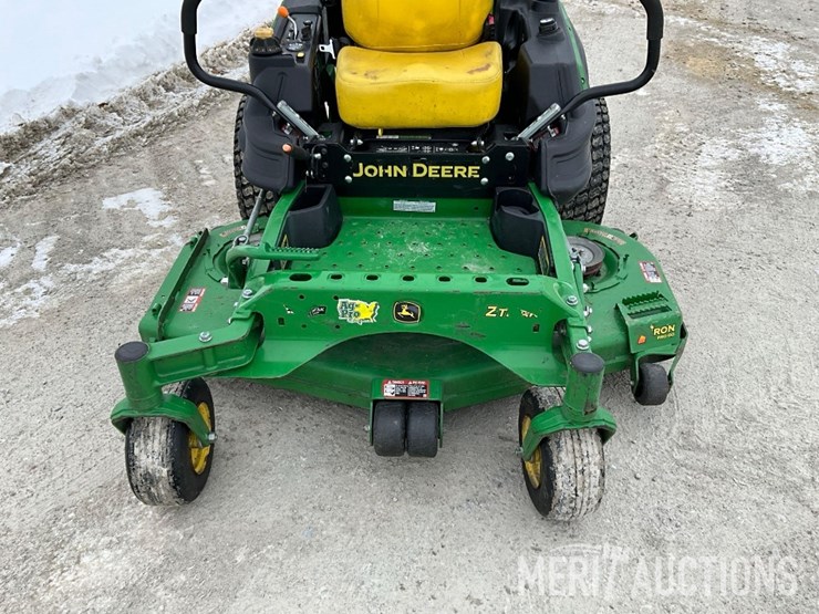2022-john-deere-z920m-image-10