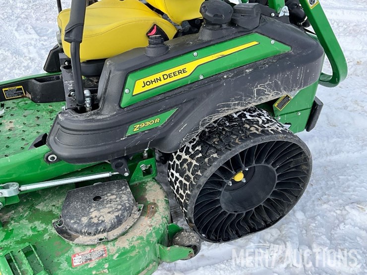 2022-john-deere-z930r-image-11