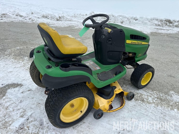 john-deere-145-image-4