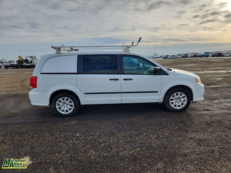 2014-ram-c/v-image-5