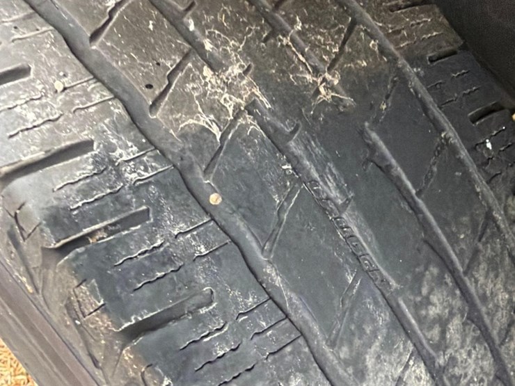 2015-dodge-2500-image-9