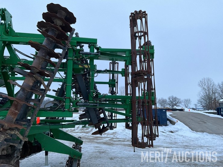 2013-john-deere-2623vt-image-20