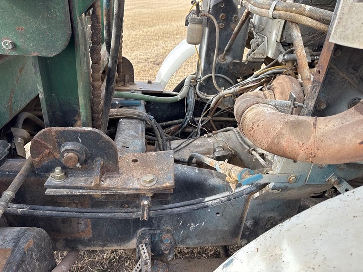 1986-white-140-image-69