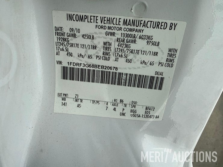 2011-ford-f350-image-31