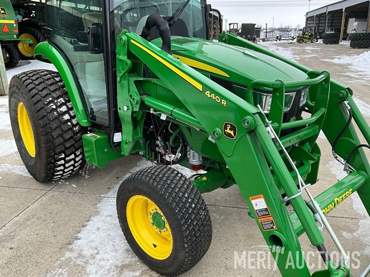 2024-john-deere-4066r-image-19
