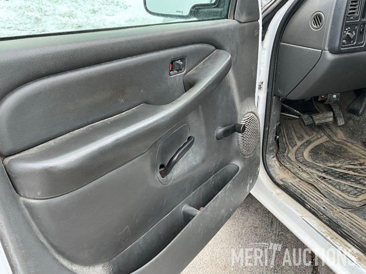 2006-chevrolet-silverado-1500-image-40