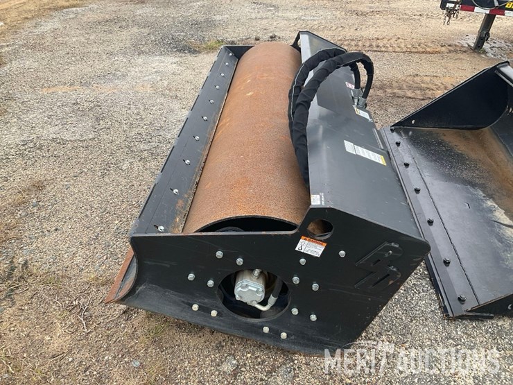2024-blue-diamond-skid-steer-vibratory-roller-image-2