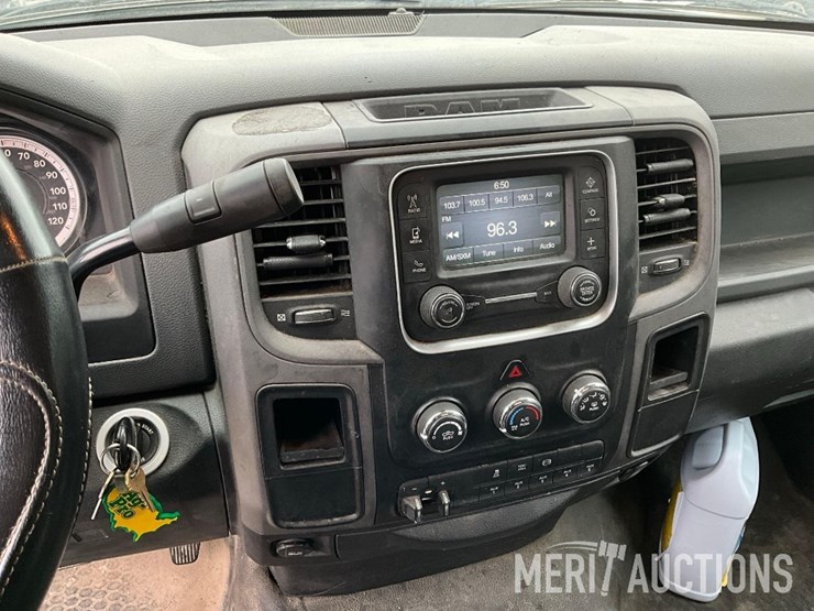 2016-dodge-5500-box-truck-image-45