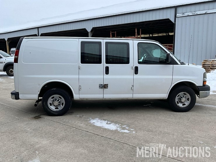 2014-chevrolet-2500-image-6