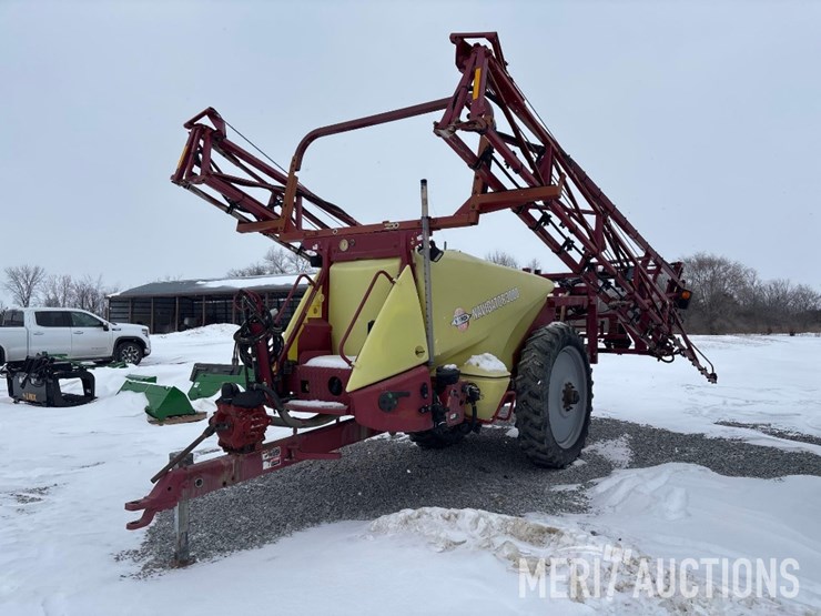 2010-hardi-navigator-3000-image-1