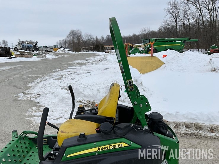 2022-john-deere-z920m-image-16