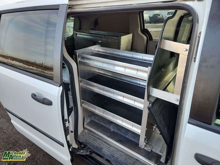 2014-ram-c/v-image-28