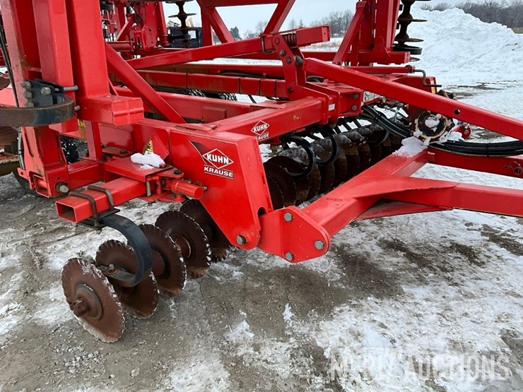 2013-kuhn-krause-80-40-vertical-tillage-tool-image-37