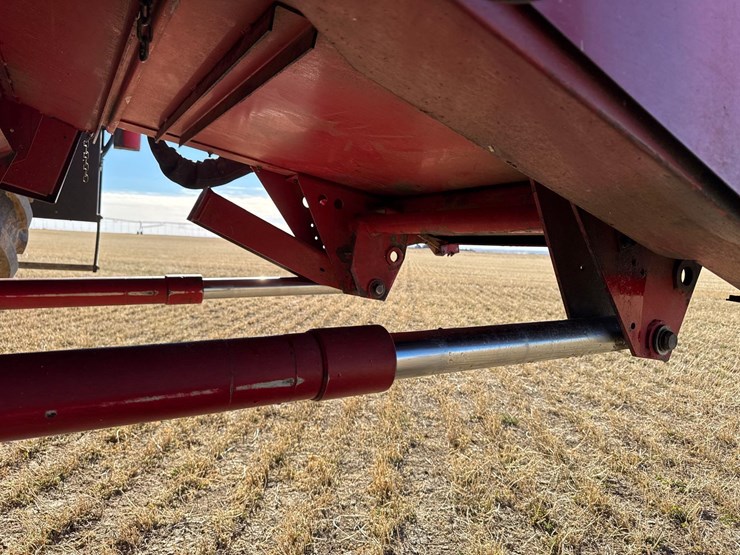 2009-case-ih-2577-image-25