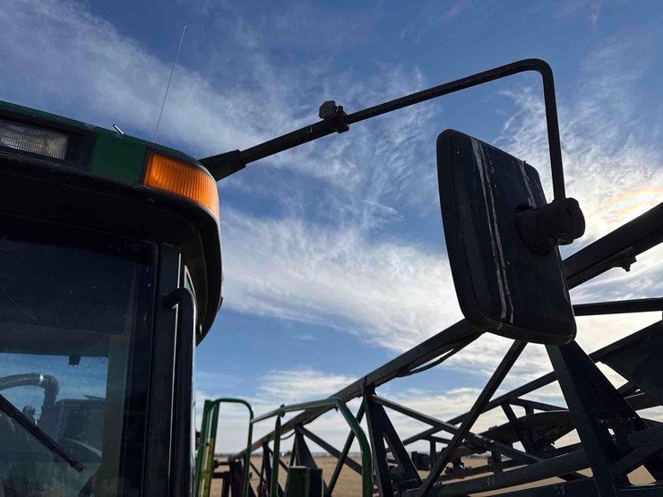 2000-john-deere-4700-image-79