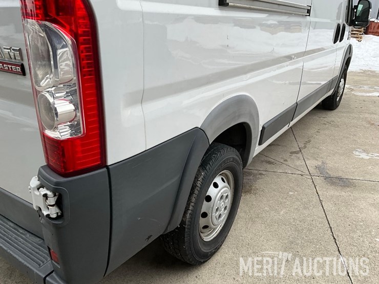 2017-ram-promaster-2500-image-17