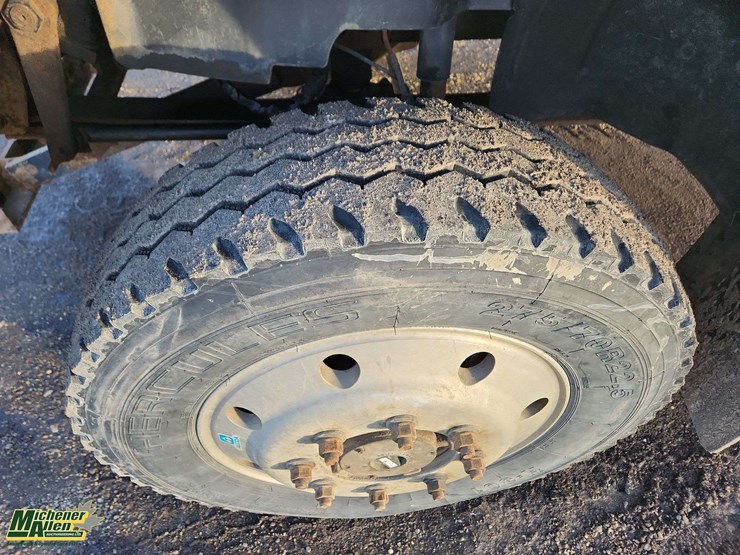 2007-gmc-topkick-c5500-image-30