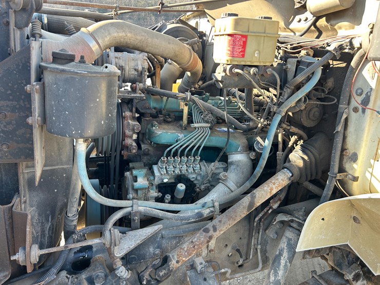 1992-international-4700-image-7