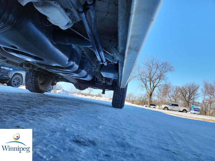 2011-mercedes-benz-sprinter-cargo-van-image-32