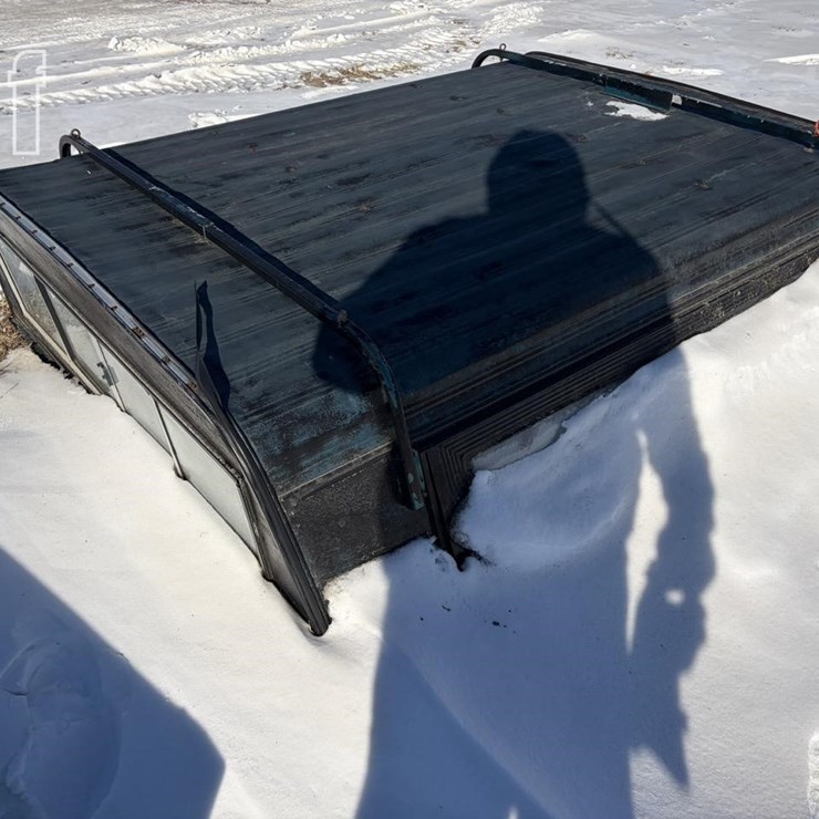 TRUCK TOPPER