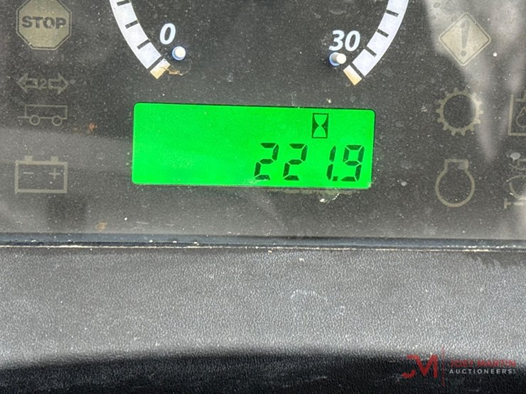 john-deere-5055e-image-25