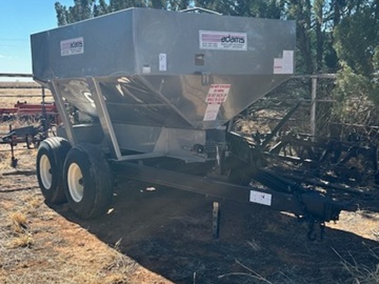 adams-drag-type-dry-fertilizer-spreader-image-1