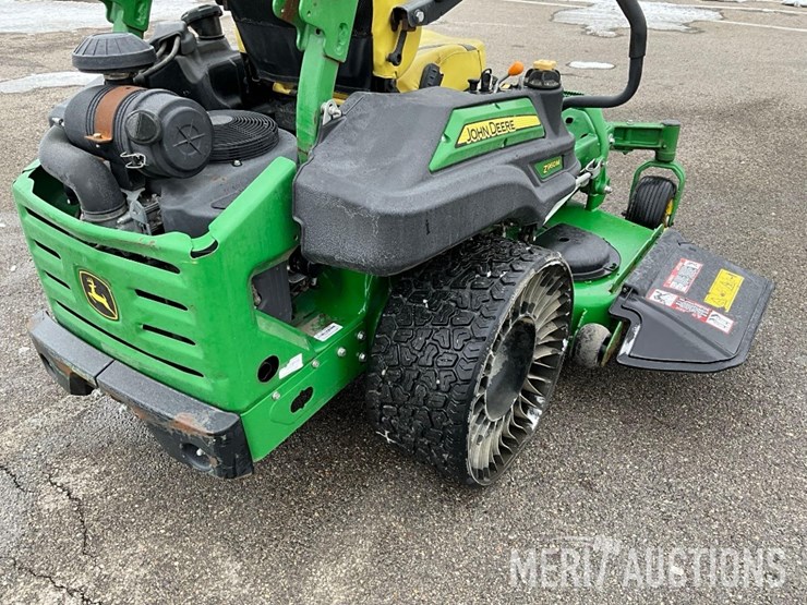 2021-john-deere-z960m-image-13