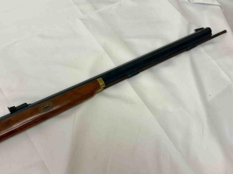 thompson---center---black-powder-rifle-image-4