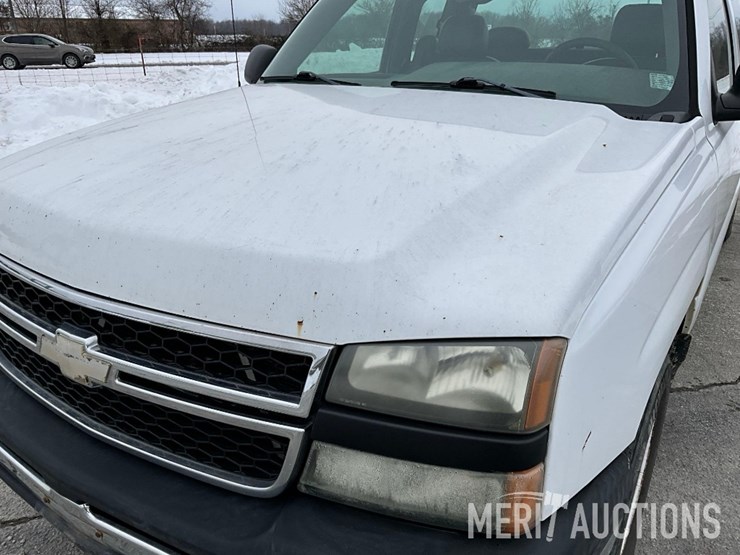 2006-chevrolet-silverado-1500-image-9