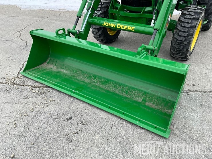 2024-john-deere-4044r-image-4