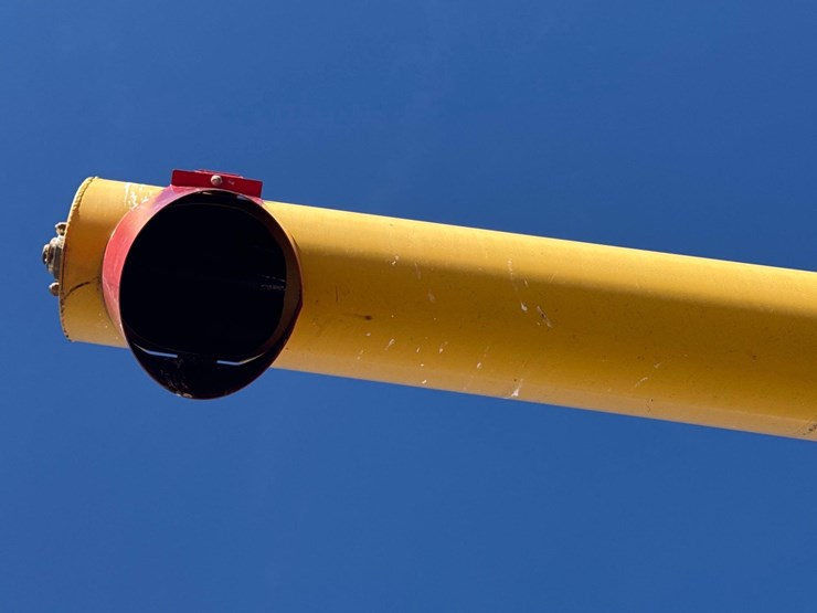 westfield-mk-100-71-auger-w/-swing-away-image-28