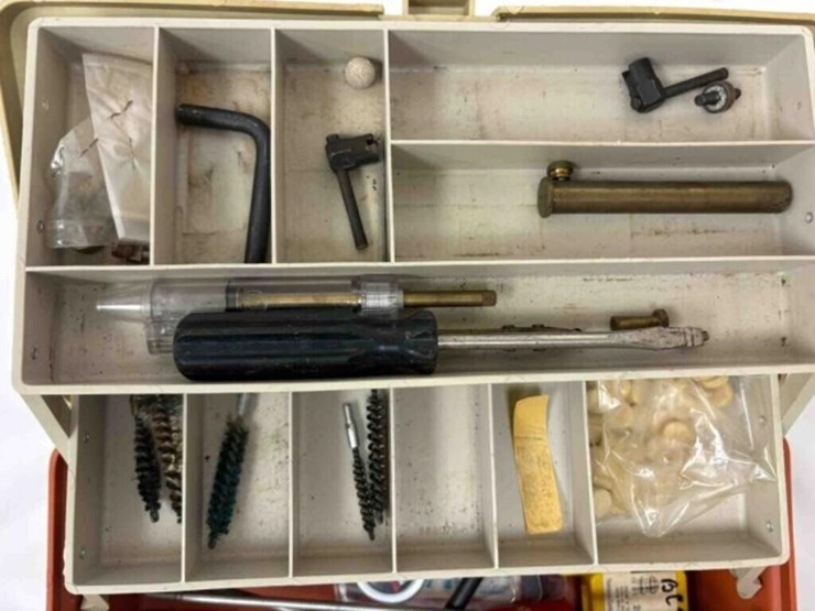 assort.-of-bullets---gun-parts-etc.-image-5