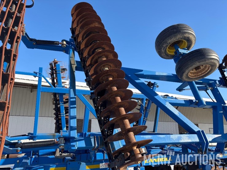 2012-landoll-4731-33-vertical-tillage-tool-image-29