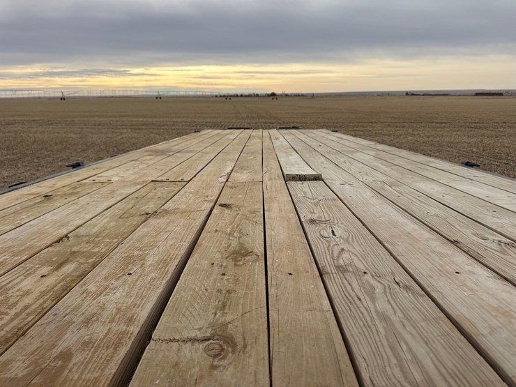 2012-pj-flatbed-image-16