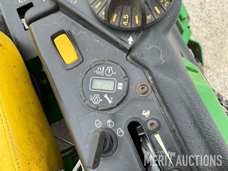2022-john-deere-z920m-image-28