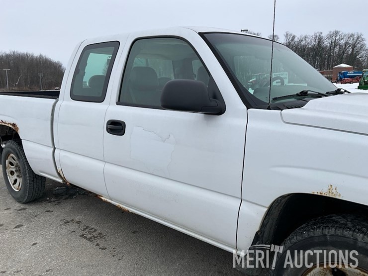 2006-chevrolet-silverado-1500-image-32