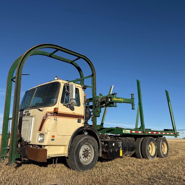 1992 White GMC Haying Mantis Stacker Truck